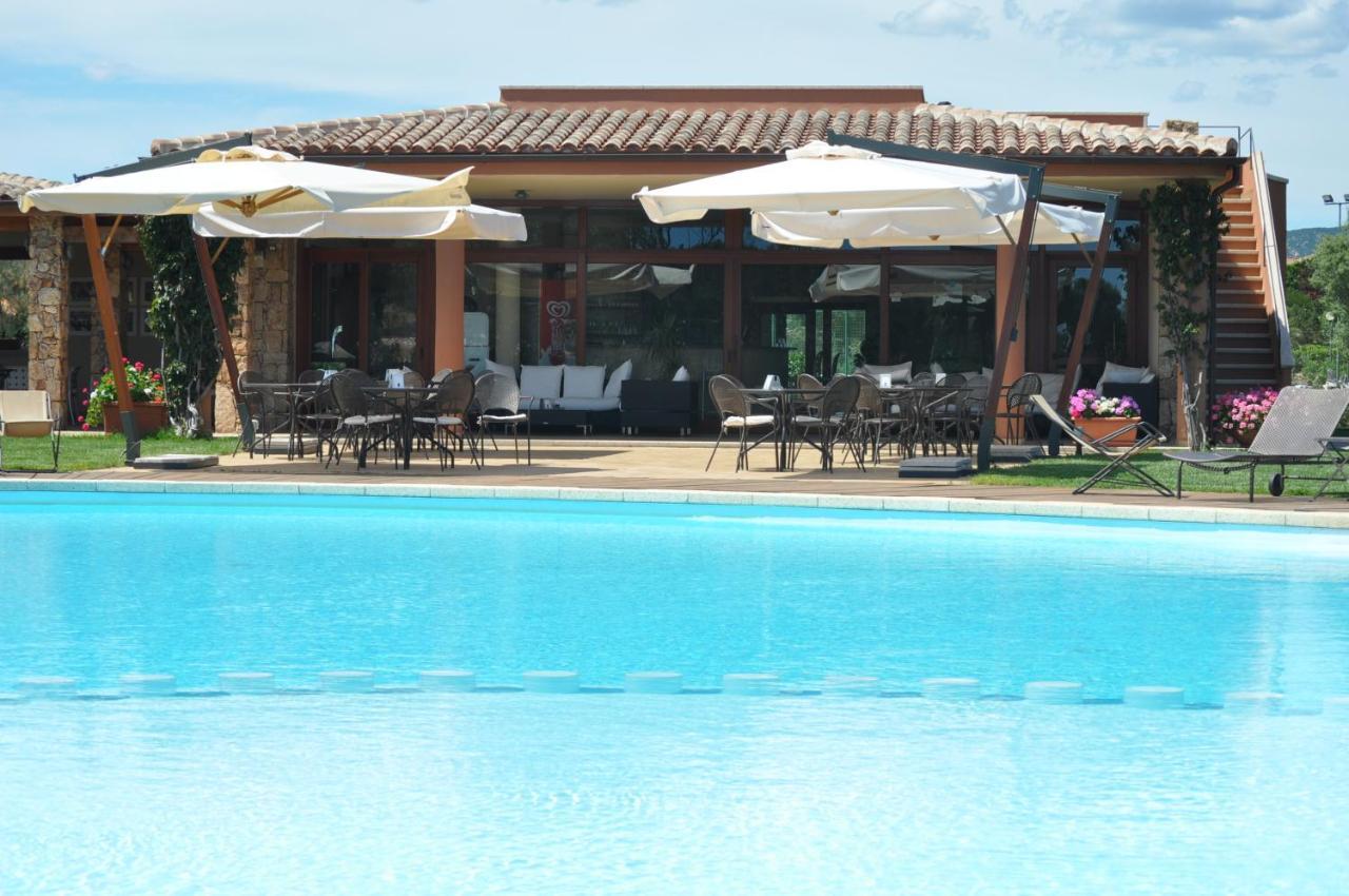 Cala Paradiso Residence San Teodoro  Exterior foto
