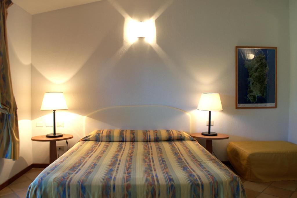 Cala Paradiso Residence San Teodoro  Zimmer foto